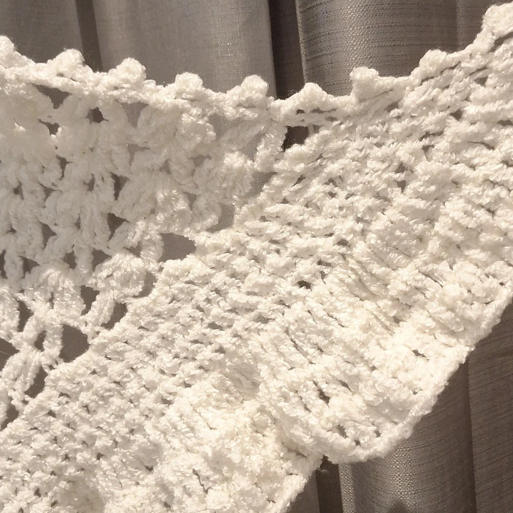 Vintage Sally Gee Loose Knit Shawl Cottagecore Grandma Chic